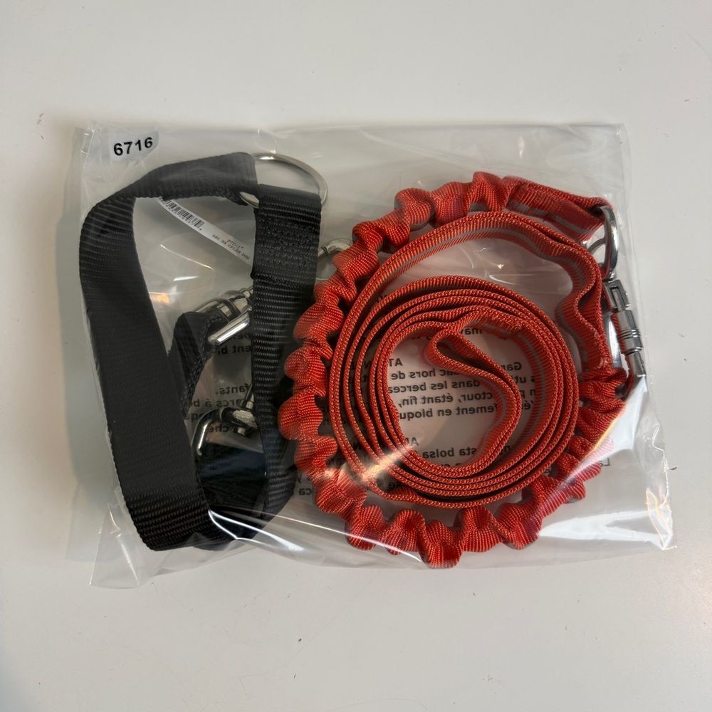 Orange Reflective 65” Bungee Dog Leash & Black Coupler Set - Picture 4 of 4